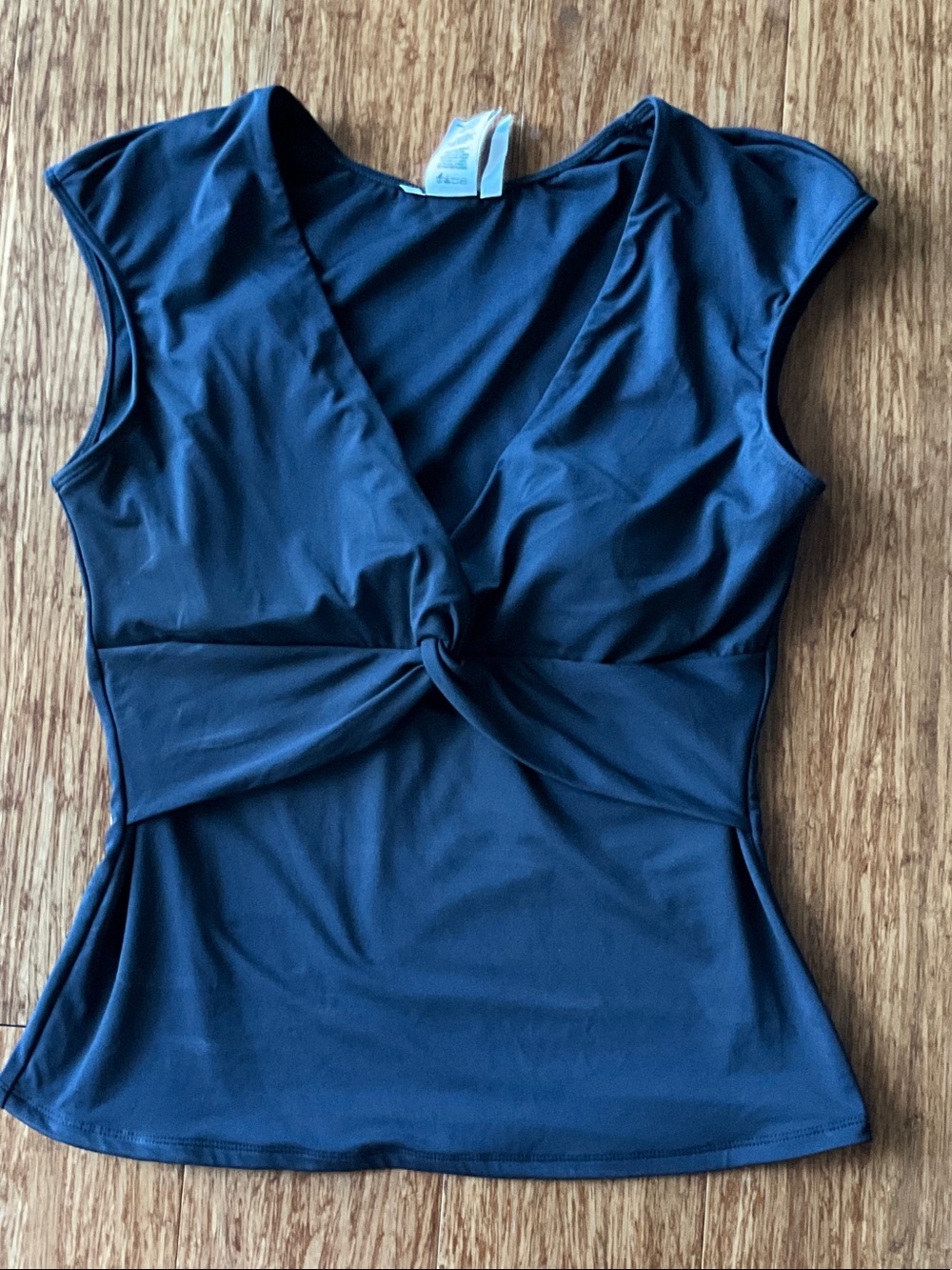 Bleu Rod Beattie Black Twist-Front Cap Sleeve Top